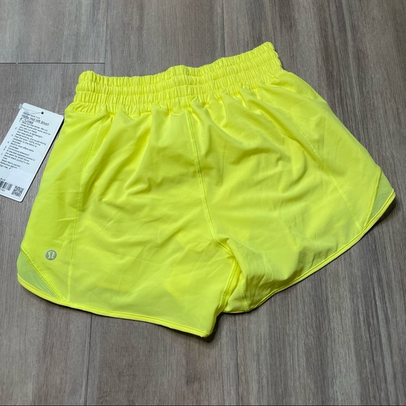 Lululemon Hotty Hot High-Rise Lined Short 4" - Electric Lemon - Picture 5 of 5